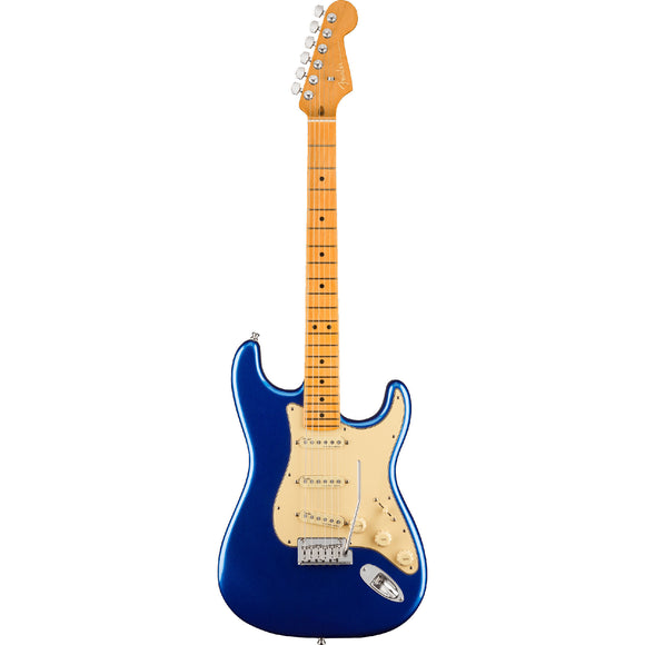 American Ultra is Fender's most advanced series of guitars and basses for discerning players who demand the ultimate in precision, performance and tone. The American Ultra Stratocaster features a unique “Modern D” neck profile with rolled fingerboard edges for hours of playing comfort, and the tapered neck heel allows easy access to the highest register.