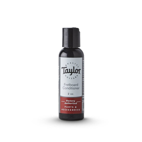 The fretboard is where your fingers make the music, so it's important to keep it in great playing condition. Taylor's specially formulated fretboard conditioner cleans and nourishes your fretboard, allowing it to perform with optimal responsiveness. Leaves no oils, silicone or waxy residue.
