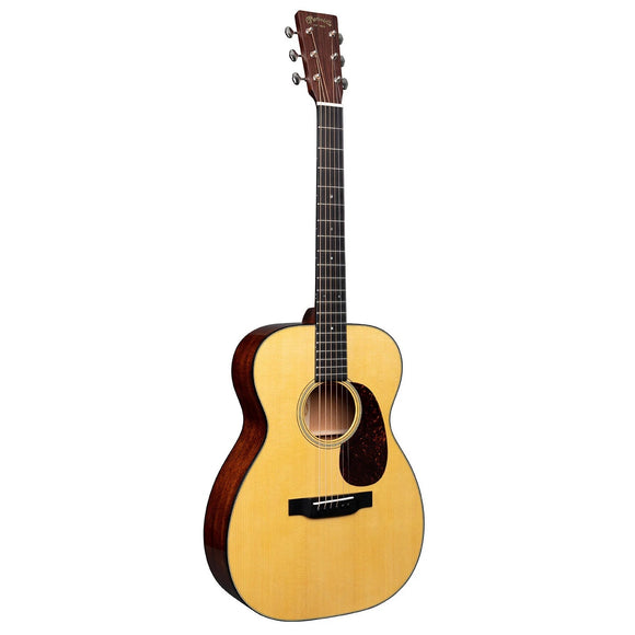 Martin 00-18 - Natural w/ Case (Updated for 2025)