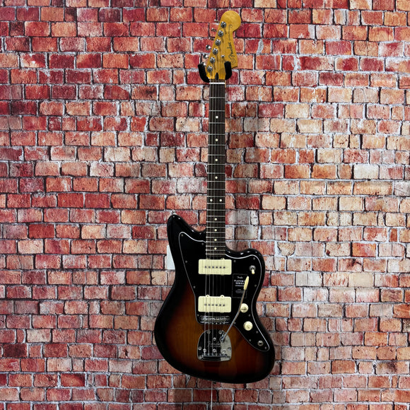 Damaged Fender Player II Jazzmaster - 3 Color Sunburst RW