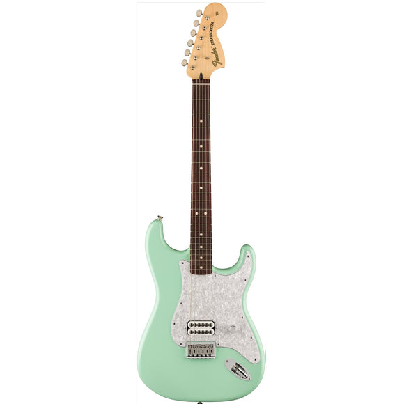 The Tom DeLonge Stratocaster boasts a Seymour Duncan® Invader™ humbucker for immense output and turbo-charged tone that’s perfect for chunky power chords and crunchy riffs. But it's not all about power—the streamlined control setup consisting of a single master volume combined with a treble bleed circuit preserves the guitar’s natural high-end, ensuring sparkly cleans and chime-y edge-of-breakup tones.