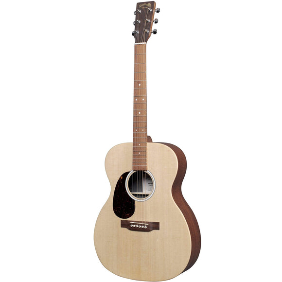 The Auditorium sized Martin 000-X2E Left-Handed w/ Gig Bag has a Sitka spruce top and figured mahogany pattern high-pressure laminate (HPL) back and sides.