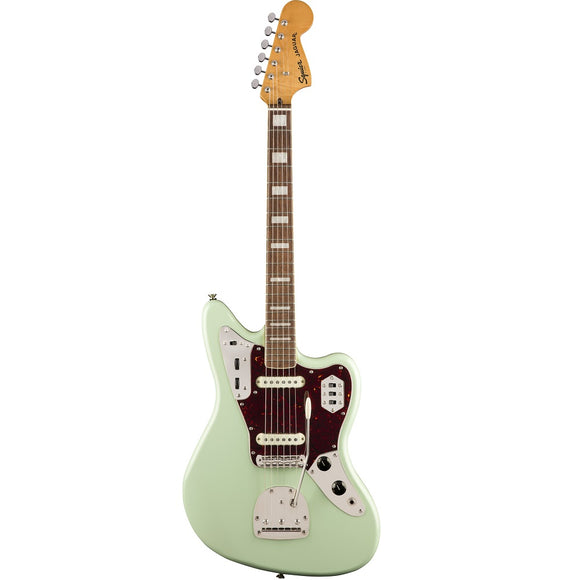 The Squier Classic Vibe 70's Jaguar - Surf Green turns up the volume on retro style and produces incredible tone courtesy of its dual Fender-Designed alnico single coil pickups.