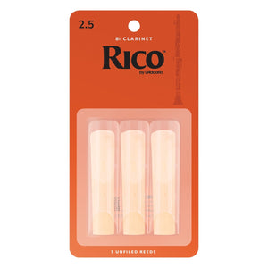 The Rico Bb Clarinet Reeds - Strength 2.5 (3-Pack) cut is unfiled and features a thinner profile and blank. Rico "Orange Box" reeds vibrate easily. They are a favorite among jazz musicians and are ideal for students. 